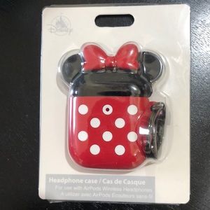 Minnie Mouse AirPod Case Keychain